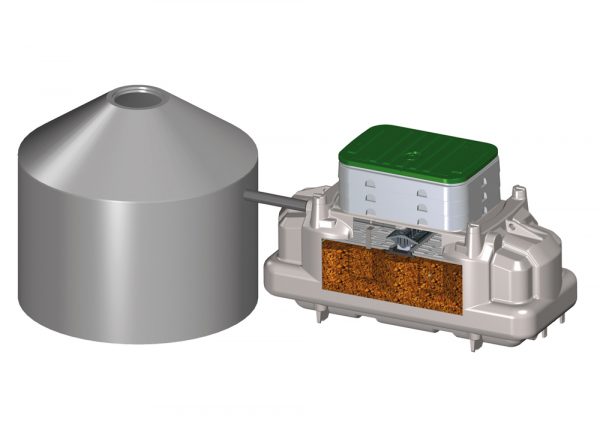 Schematische Grafik, welche die Installation und Bestandteile einer Nachrüstung für Sammelgruben durch die Nachschaltung eines Tanks mit Biofilter zeigt.